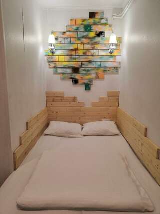 Гостиница Арт Галактика Москва Номер стандарт с 1 двуспальной кроватью-1