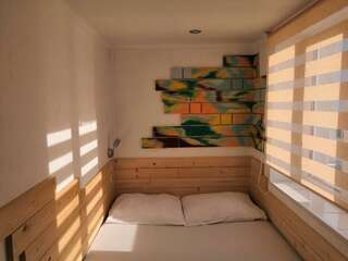 Гостиница Арт Галактика Москва Двухместная капсула с удобствами-1