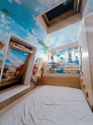 Гостиница Арт Галактика Москва Небольшой двухместный номер с 1 кроватью и душем и телевизором-8