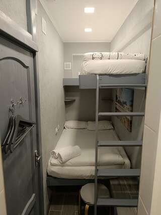 Гостиница Арт Галактика Москва Трехместный эконом-6