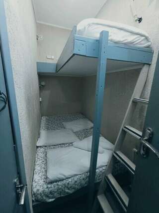 Гостиница Арт Галактика Москва Стандартный номер с двуспальной кроватью и душем-5