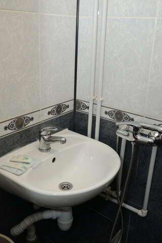 Гостиница Арт Галактика Москва Трехместный эконом-3