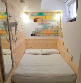 Гостиница Арт Галактика Москва Двухместный номер-капсула-1